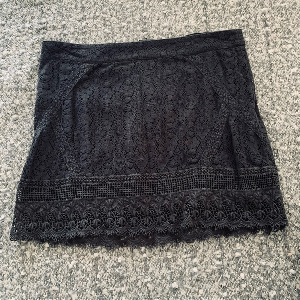 AE American Eagle Outfitters Lace SKIRT 12 Lined